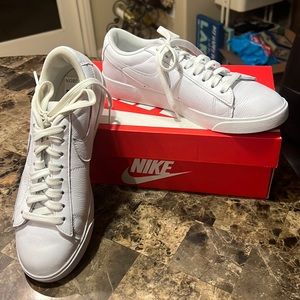 Nike Blazer Leather Ladies Shoes Size 7 1/2